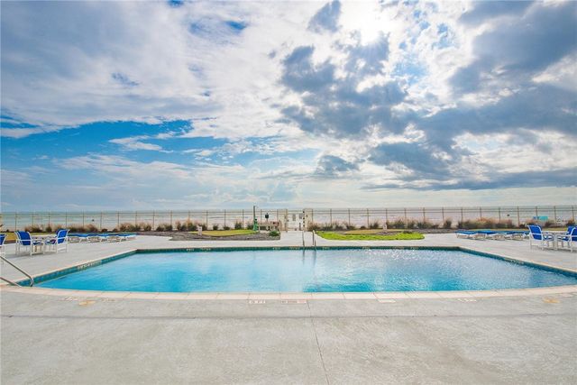 15002 WINDWARD Dr 207, Corpus Christi, TX 78418