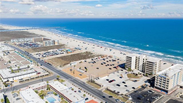 15002 WINDWARD Dr 207, Corpus Christi, TX 78418