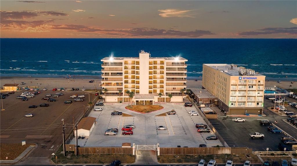 15002 WINDWARD Dr 207, Corpus Christi, TX 78418