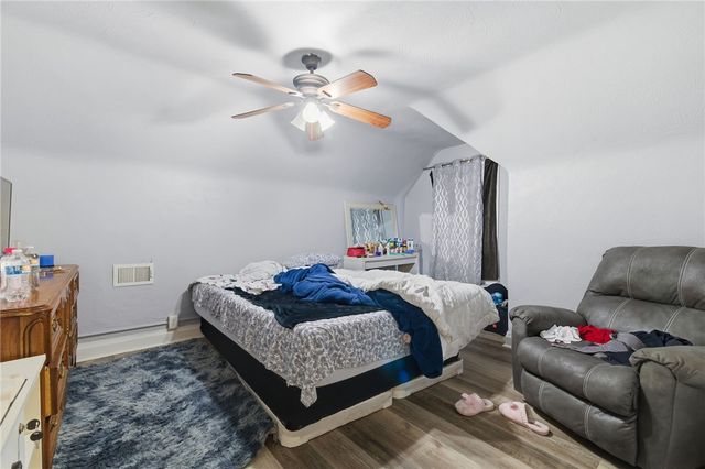 1905 Termon Ave, Brighton Heights, PA 15212