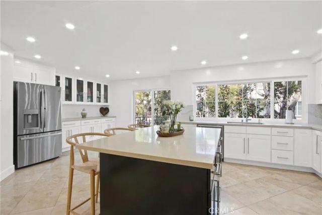 19355 Maidstone, Huntington Beach, CA 92648