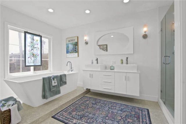 19355 Maidstone, Huntington Beach, CA 92648