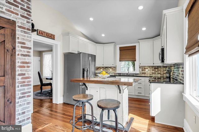 1404 RIVERVIEW AVE, Wilmington, DE 19806