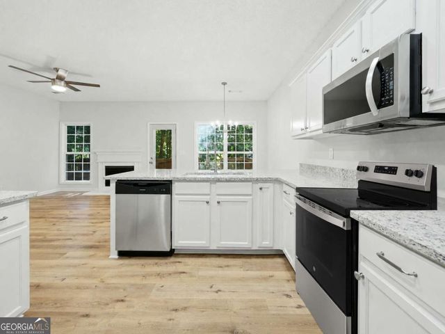174 Madeline Court, Mcdonough, GA 30253