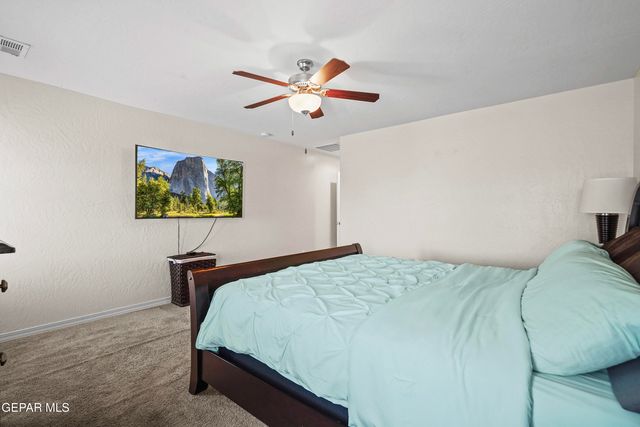 212 S MANZANITA Drive, El Paso, TX 79928
