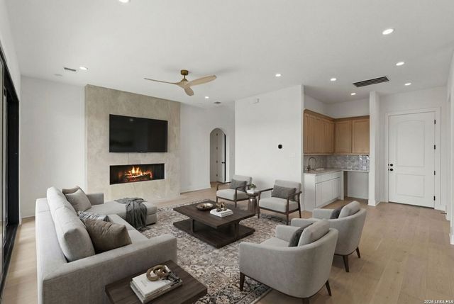 258 Hannah, Boerne, TX 78006