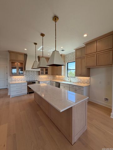 258 Hannah, Boerne, TX 78006