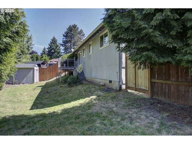 6100 Ne 55TH Cir, Vancouver, WA 98661