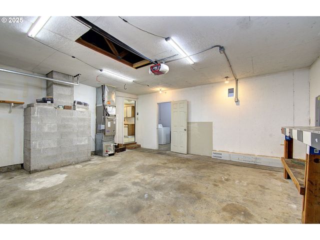 6100 Ne 55TH Cir, Vancouver, WA 98661