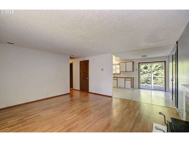 6100 Ne 55TH Cir, Vancouver, WA 98661