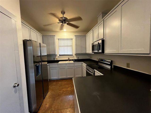 509 N Cuernavaca DR B, Austin, TX 78733