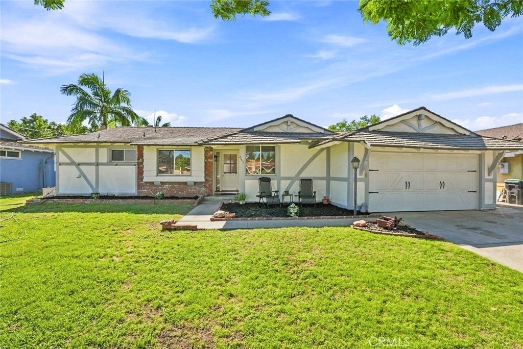 2612 Townley, Santa Ana, CA 92706 — exterior