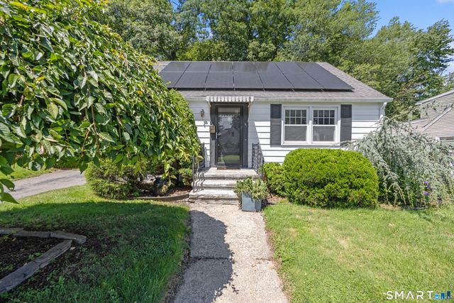 43 Deering Lane, Naugatuck, CT 06770