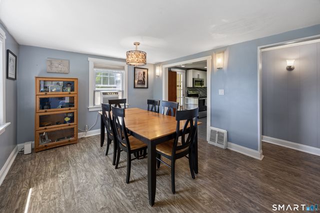 43 Deering Lane, Naugatuck, CT 06770