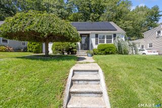 43 Deering Lane, Naugatuck, CT 06770