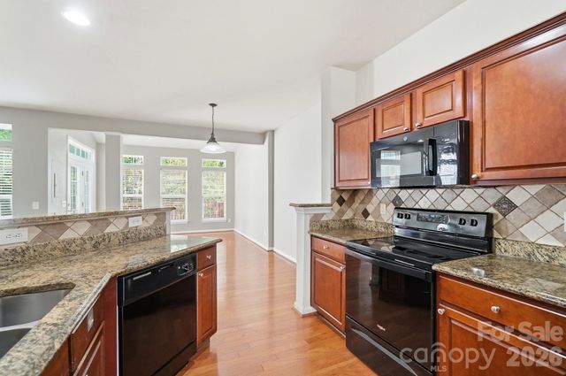 6000 Boathouse Lane C, Cramerton, NC 28032