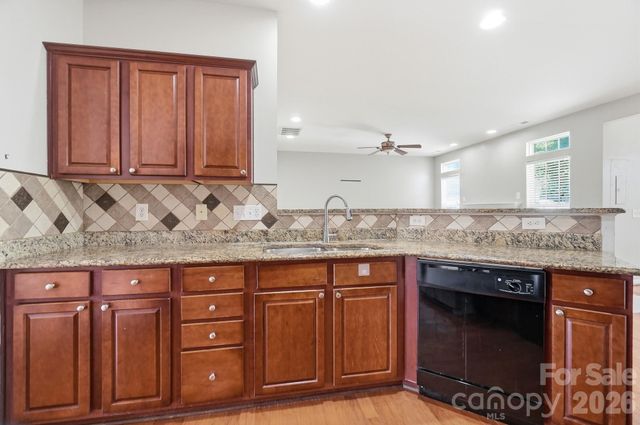 6000 Boathouse Lane C, Cramerton, NC 28032