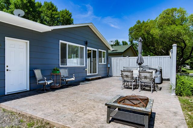 2925 14th Avenue S, Moorhead, MN 56560