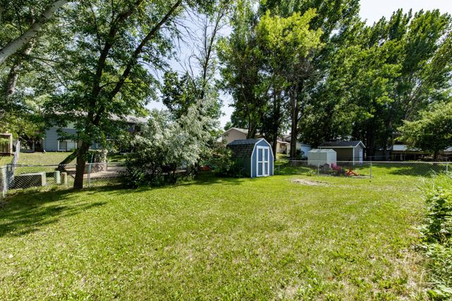 2925 14th Avenue S, Moorhead, MN 56560