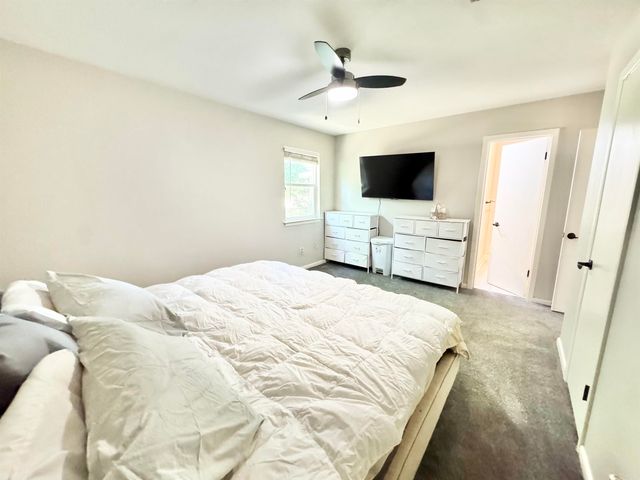 8501 Merriwood Ct Court, Sherwood, AR 72120