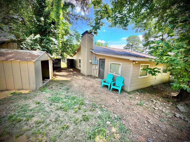 8501 Merriwood Ct Court, Sherwood, AR 72120