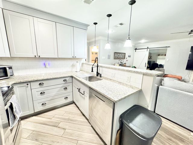 8501 Merriwood Ct Court, Sherwood, AR 72120