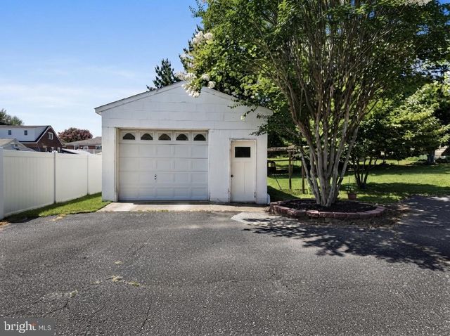 1930 MIDLAND RD, Dundalk, MD 21222