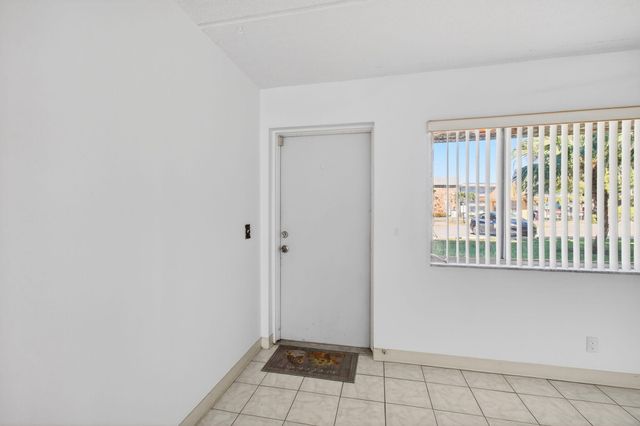 555 Purdy Lane 116, Palm Springs, FL 33461