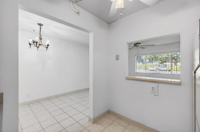 555 Purdy Lane 116, Palm Springs, FL 33461
