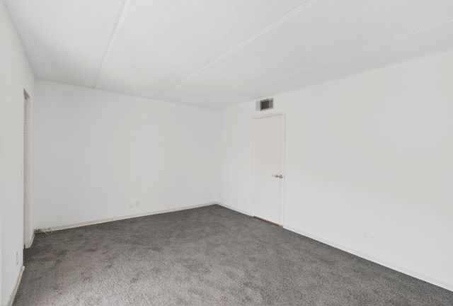 555 Purdy Lane 116, Palm Springs, FL 33461