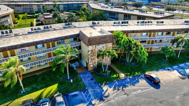 555 Purdy Lane 116, Palm Springs, FL 33461