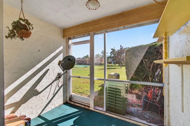 555 Purdy Lane 116, Palm Springs, FL 33461