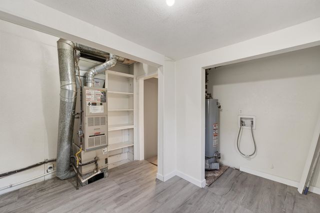 1621 S Waco, Wichita, KS 67213