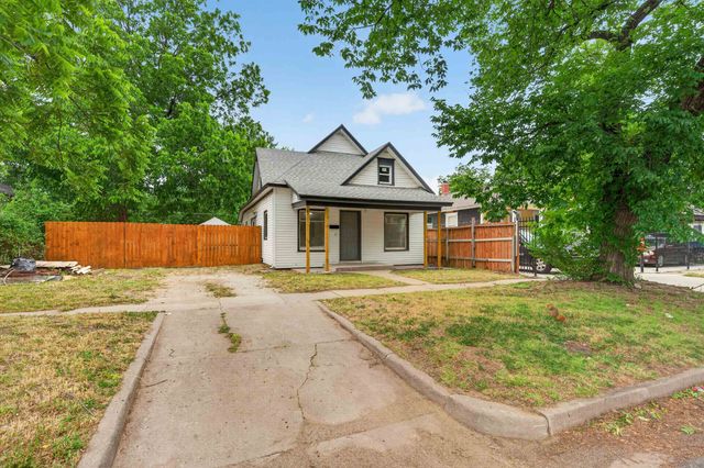 1621 S Waco, Wichita, KS 67213