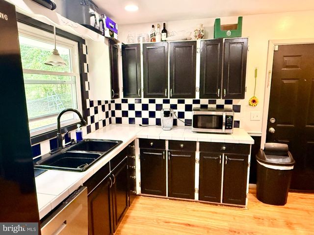 208 PECAN LN, Fredericksburg, VA 22405