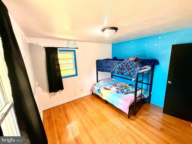 208 PECAN LN, Fredericksburg, VA 22405