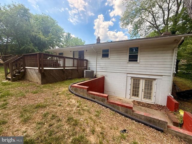 208 PECAN LN, Fredericksburg, VA 22405