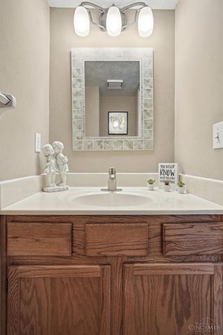 4214 Parkmont Drive, Delhi Twp, OH 45238