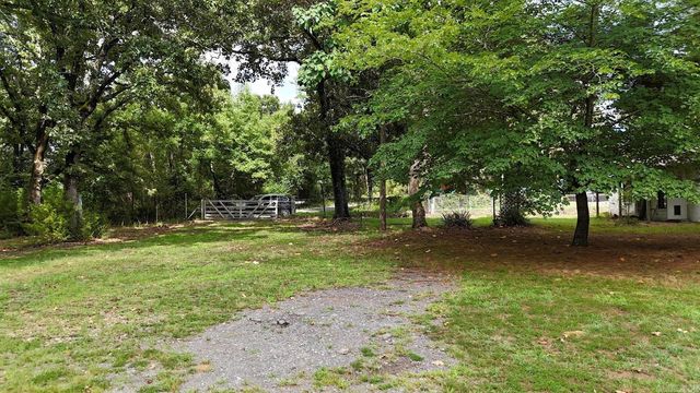 39 Betty Lane, Conway, AR 72032