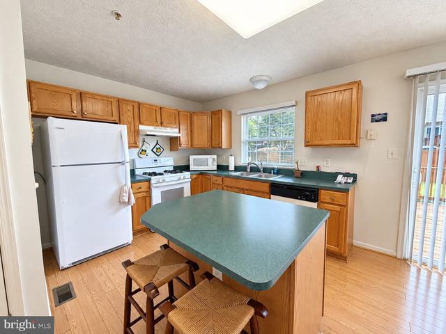 8703 THORNBROOK DR, Odenton, MD 21113