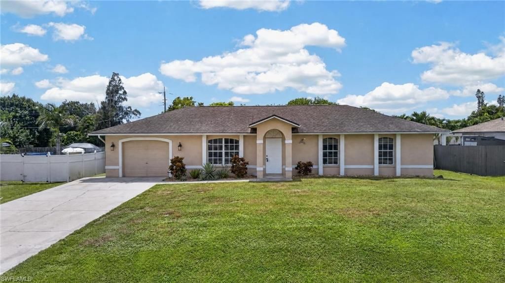 18560 Holly RD, FORT MYERS, FL 33967 — exterior