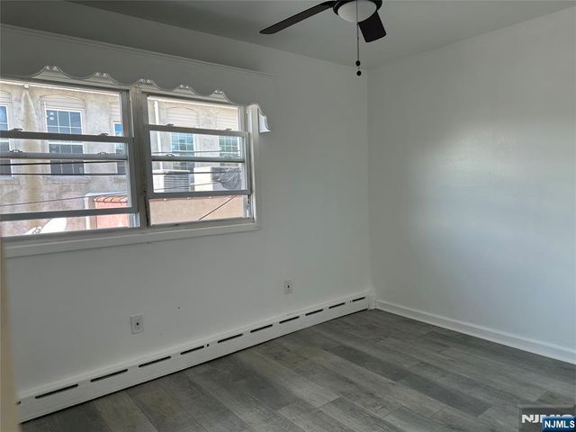 296 Preakness, Paterson, NJ 07502