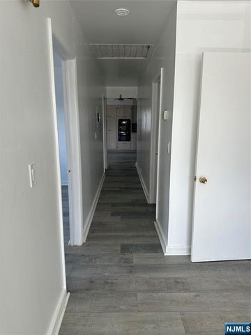 296 Preakness, Paterson, NJ 07502