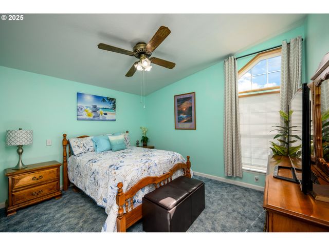 444 S STATE St, Sutherlin, OR 97479