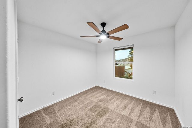 401 Alta Vista Ter, Seguin, TX 78155