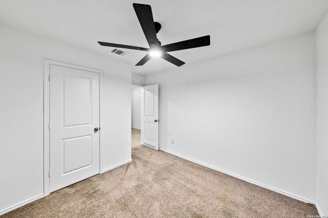 401 Alta Vista Ter, Seguin, TX 78155