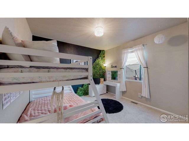 6247 Oak Grove St, Timnath, CO 80547