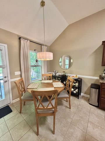 2840 Painted Pony Dr, Murfreesboro, TN 37128