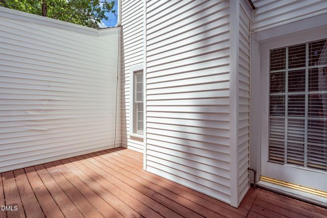 118 Greenmont Lane, Cary, NC 27511