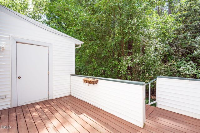 118 Greenmont Lane, Cary, NC 27511